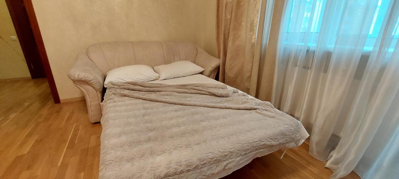 Елітні Апартаменти Біля Трц Порт-Сіті Lutsk Bagian luar foto